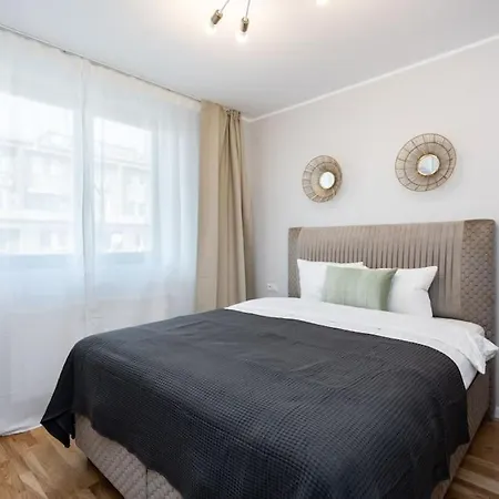 Sunny 2Br Flat - Top Location - Stunning Views Bucharest Exterior photo