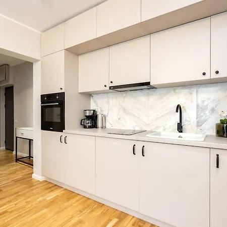 Sunny 2Br Flat - Top Location - Stunning Views Bucharest Exterior photo