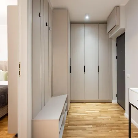 Sunny 2Br Flat - Top Location - Stunning Views Bucharest Exterior photo