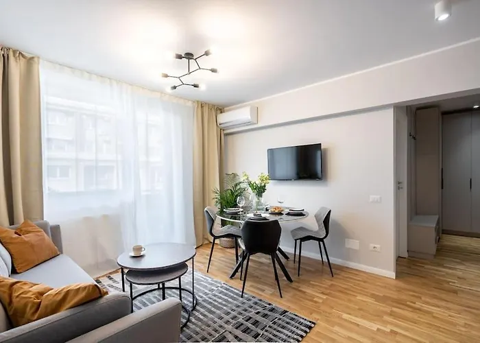 Sunny 2Br Flat - Top Location - Stunning Views