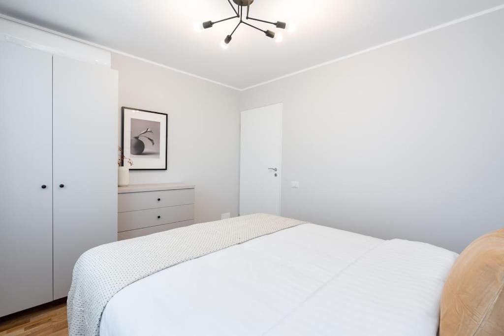 Sunny 2br Flat - Location - Stunning Views Apartament Bucureşti